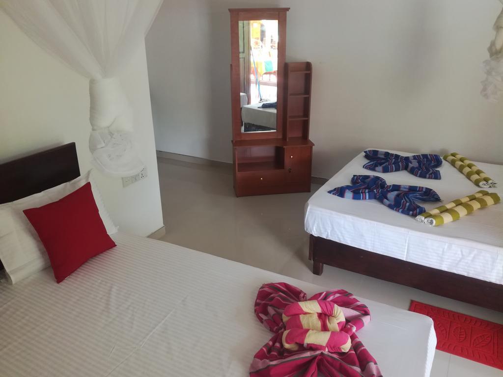 The Sigiri Roar Apartment Sigiriya Exterior photo