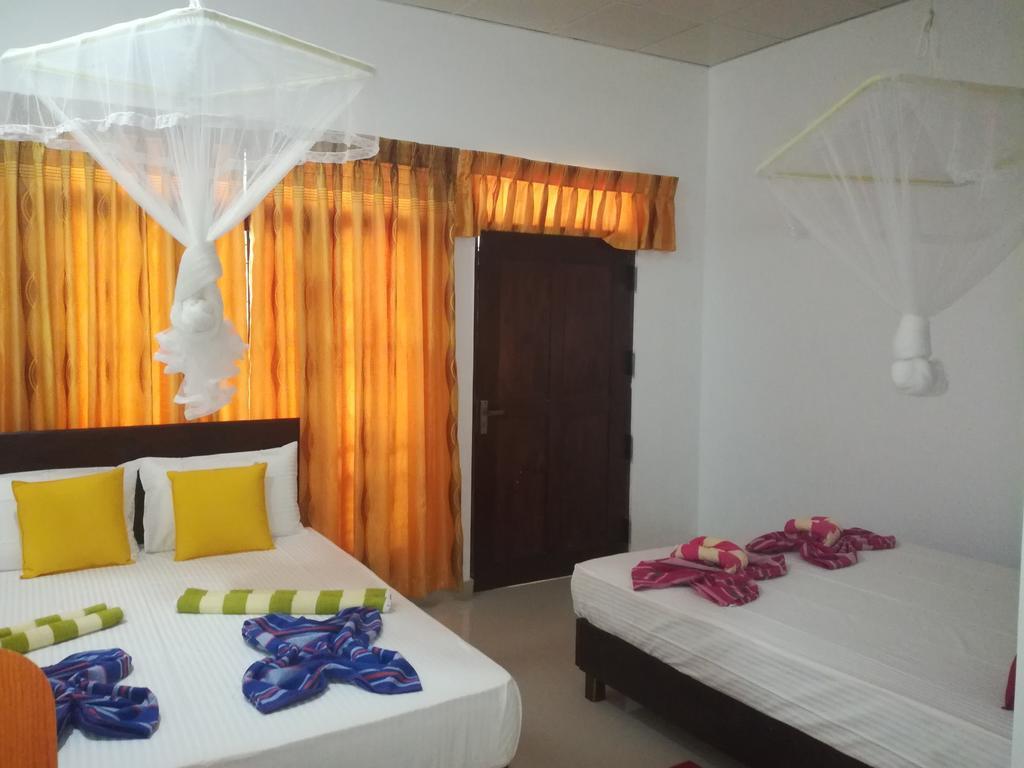 The Sigiri Roar Apartment Sigiriya Exterior photo